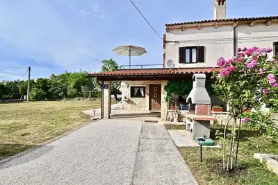 Image de Beautiful Istrian house with big backyard