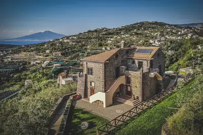 Agriresort Villa Edera, pool & sea view