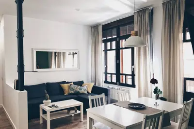 Image de Modern, bright and central apartment. One minute from the Plaza Mayor.