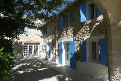 gîte de groupes et chambres d'hôtes Mas Provençal