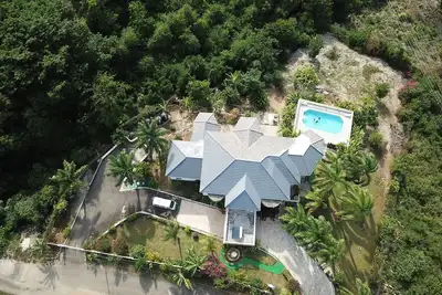 Image de Breathtaking Views Emerald Views! ! ! ! Attention Eco Tourism lovers! !