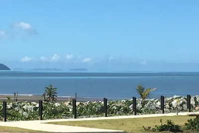 Image de Right on the beach