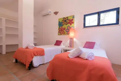 Image de Magnifique Villa Aroeira | 6 Chambres | Villa do Cisne | Table de billard | Parfait pour les grands