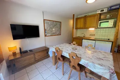 Image de Appartement cosy au pied des pistes avec balcon, wifi et parking