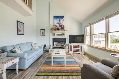 Image de 5 Br w ocean views, golf course, tennis courts. Seasonal pool. Sleeps 10.