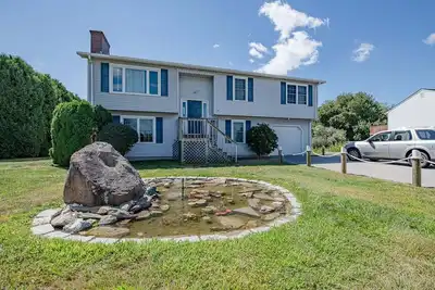 Image de Walk to Scarborough, Central Ac, 5 Bedroom, pet friendly