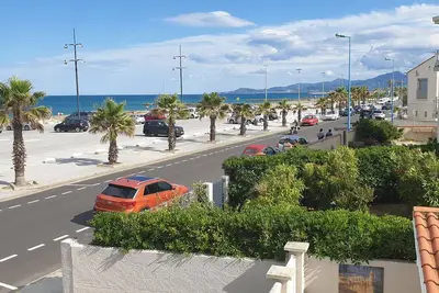 Image de The dream on the seafront with free private garden and parking