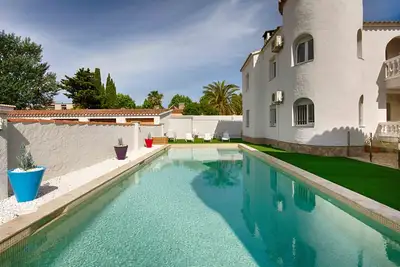 Image de Badia 3, Bel Appart 2ch, Piscine, 100m Plage, Parking, Wifi