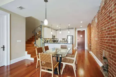 Image de Roami at Factors Row | 2-Story | French Qtr |2 Bed