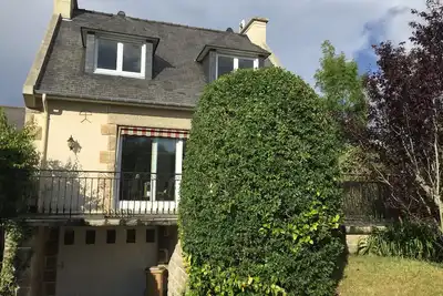 Image de Grande maison familiale avec jardin, 5mn plages et proche commerces.