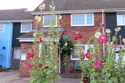 Image de Poplars, 9 Mariners Way - sleeps 5 guests in 3 bedrooms