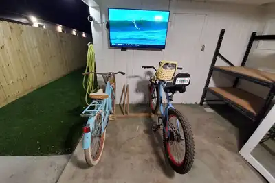 Image de Awesome Backyard in Family Walking & Biking Neighborhood! Updated Like New!