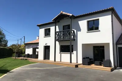 Image de Maison Pornic 12 personnes piscine chauffée proche mer