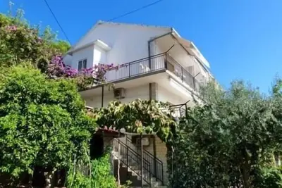 Image de Appartement de vacances Trogir pour 1 - 4 personnes avec 2 chambres Ă coucher - Logement de vacances