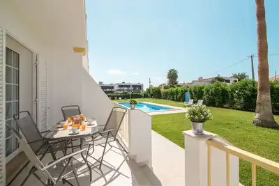 Image de Vila \"Guerreiro\" avec piscine et vue sur la piscine, terrasse et Wi-Fi
