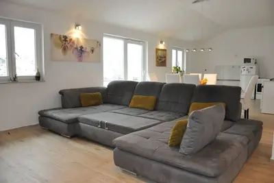 Image de Appartement de vacances Lopar pour 1 - 6 personnes avec 2 chambres à coucher - Maison de vacances