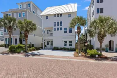 Image de Charming Cottages at Inlet Beach: Sleeps 6, Gulf Views, Steps to Beach, Serene Location!