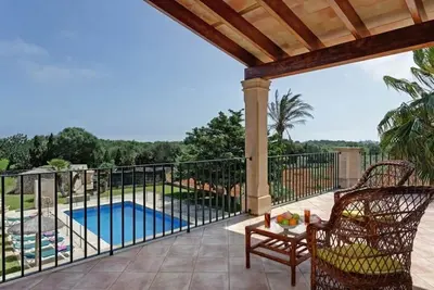 Image de Villa Deu Quarterades with fenced pool