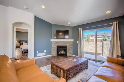 Image de 4br Modern Townhome Close to Usafa!