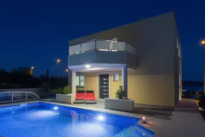 Image de Villa Rocco à Split - Luxe - piscine d'eau salée chauffée - jusqu'à 12 personnes
