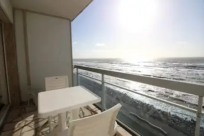 Image de Astrolabe K5 : Logement front de mer avec balcon, 1 chambre, pour 4 personnes à Hardelot Plage