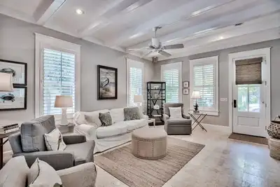 Image de Sylvia's Cottage - Private Pool in Rosemary Beach