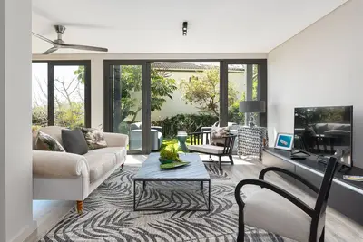 Image de Central Garden Apartment | Superb View | Fast WiFi