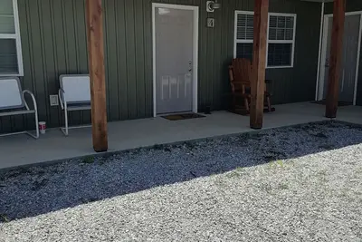 Knotty Squirrel Unit 4 Multibedroom Suite