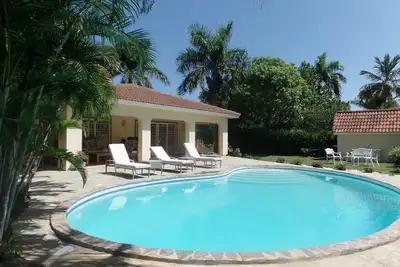 Image de Guest-friendly beachfront residence, 4bd villa with private pool, Bbq\/Ac\/Wifi\/Tv