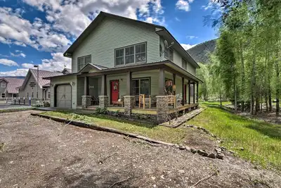 Image de Riverfront Lake City Home w/ Fire Pit, Deck & Bbq!