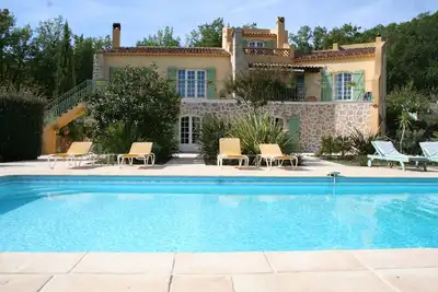Image de Le Mas des Tarentes between vineyards and forests