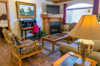 Image de Family Getaway~Pool, Hot Sprng, Scuba & Ice Castles Villa 1073-2