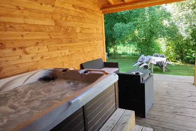 Image de gîte avec Spa privé près zoo Beauval et châteaux