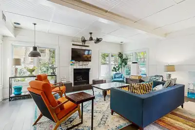 Image de Dog-Friendly Cottage by the Beach with Private Pool, Pool Spa, & Free WiFi