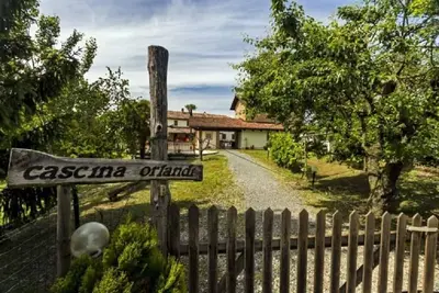 Orlandi Farmhouse - Accommodation Arneis