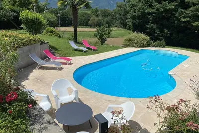Image de T3 neuf indépendant avec 2 chambres et piscine