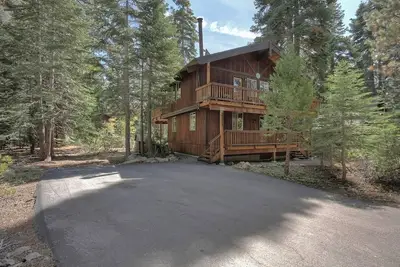 Image de Charming Tyrolian Cabin