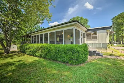Image de Murray Getaway w\/ Deck: Near Fishing & Boating!