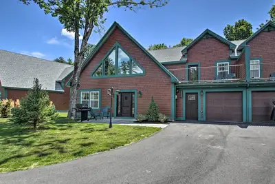 Image de Condo w/ Grill: Walk to North Conway & Cranmore!
