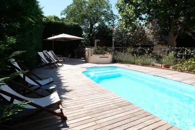 Image de Gite de standing climatisé, 4 ch, avec terrasse privative et piscine partagée