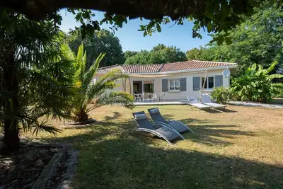 Maison au calme à 15 km de l'Océan avec piscine