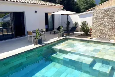 Image de Lodge de luxe de 30 m2 avec piscine et Jacuzzi pour 2 personnes Uniquement