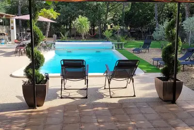 Image de Villa d'Exception en Drôme Provençale : Piscine et Confort pour 10 Invités