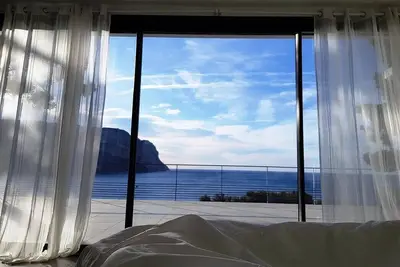 Image de Vue panoramique époustouflante à 150m de la mer
