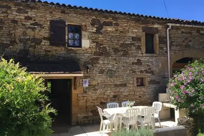 Image de Wisteria 4* - Quiet and relaxing cottage in a courtyard, perfect for families