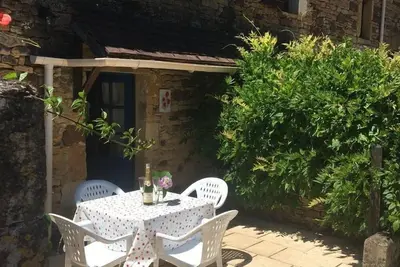 Image de Poppy 4* - Quiet and relaxing cottage in a courtyard, perfect for families