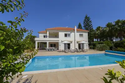Image de Meneou Seaside Mansion 7