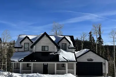 Summit Life Cabin at Aspen Crest