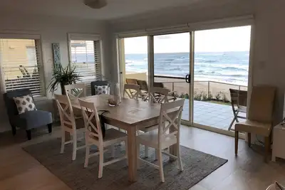 Image de Beautiful Beachfront Apartment