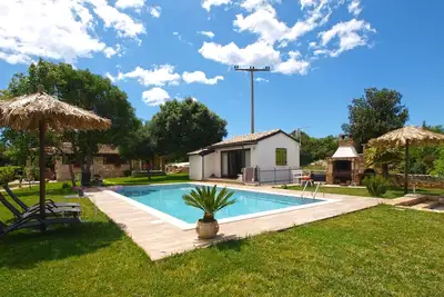 Image de House 2041/31790 (Istria - Rovinj), 1000m from the beach